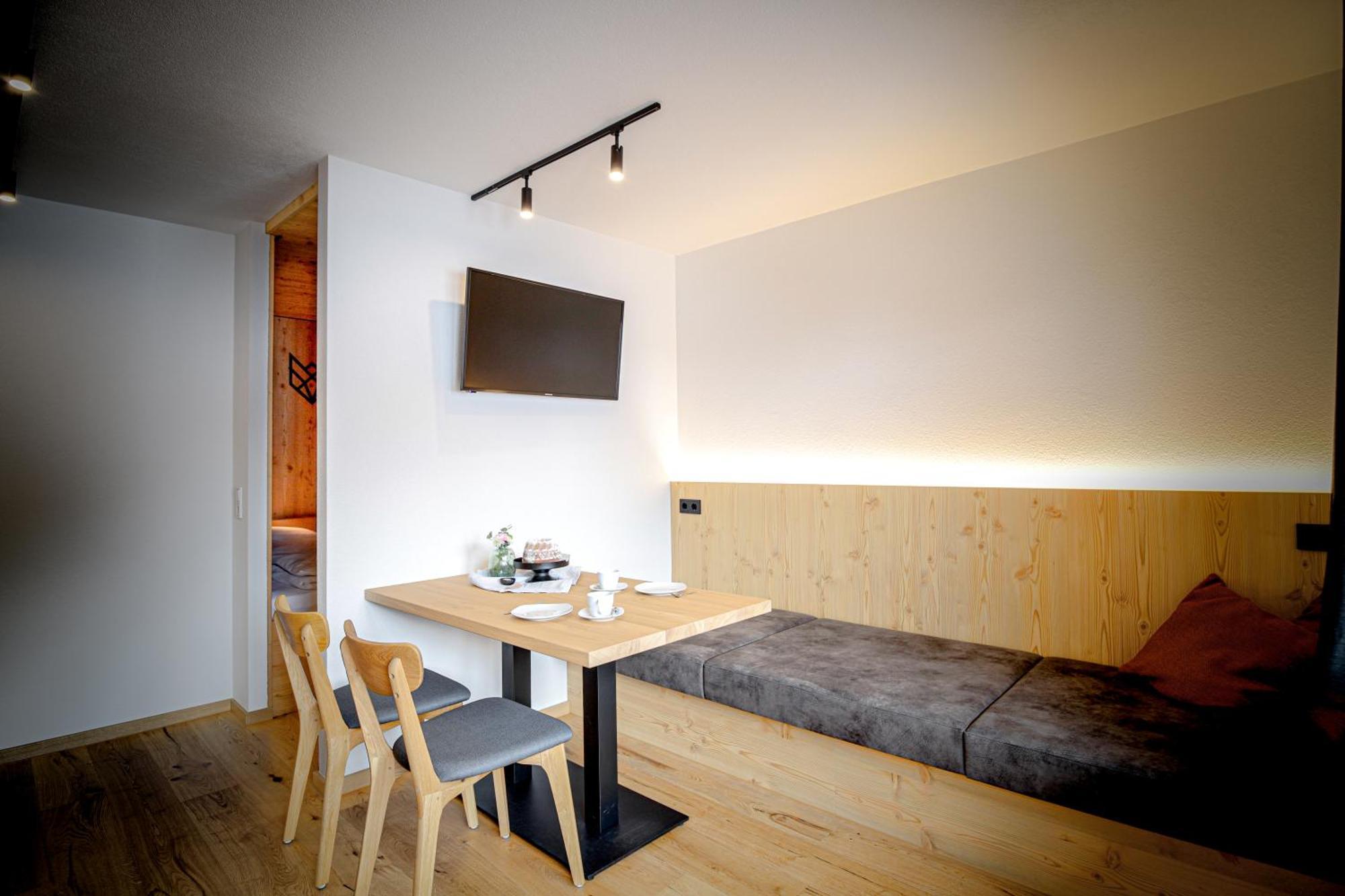 Wolf Apartments Padaun Vals 外观 照片