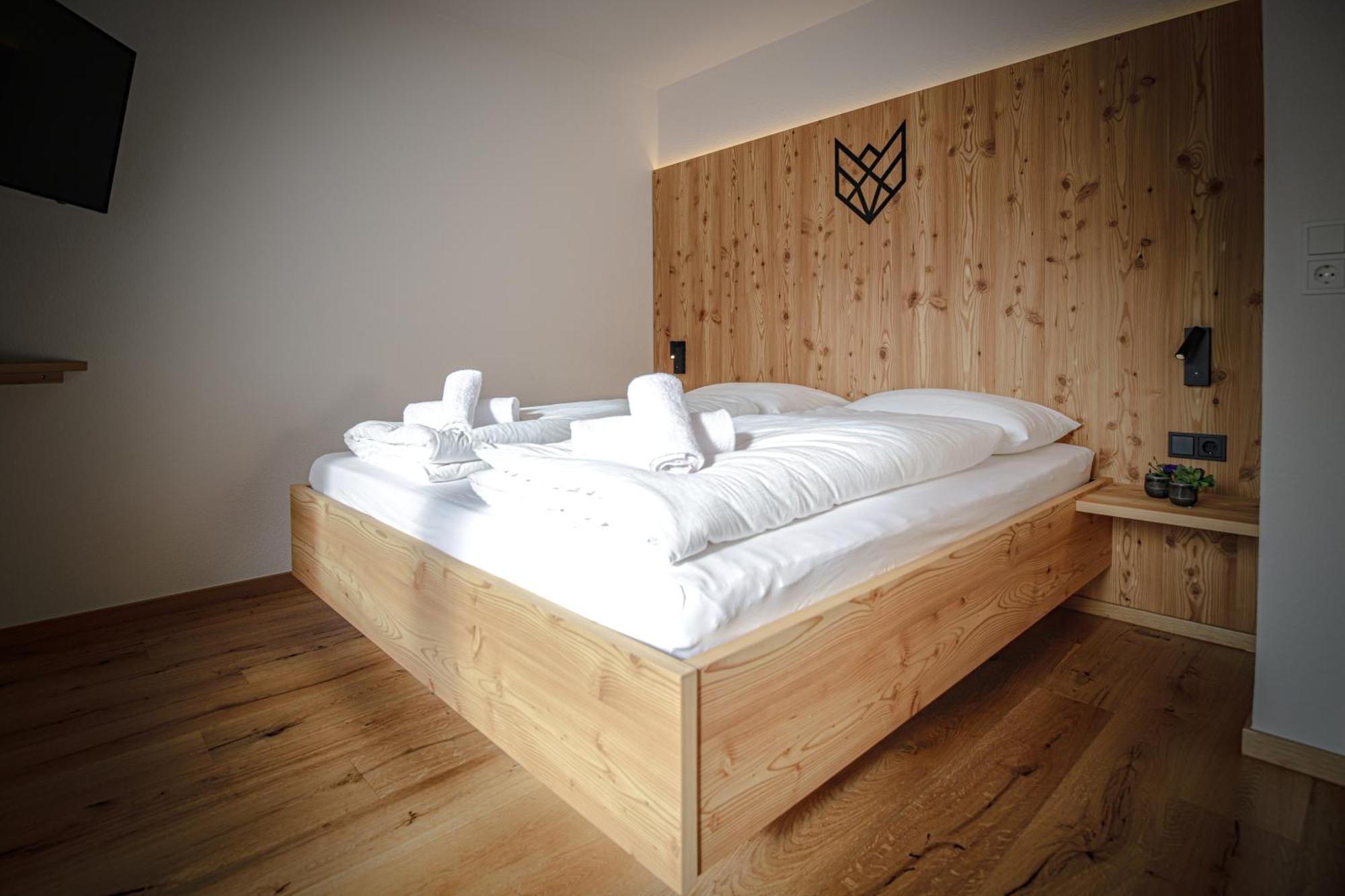 Wolf Apartments Padaun Vals 外观 照片