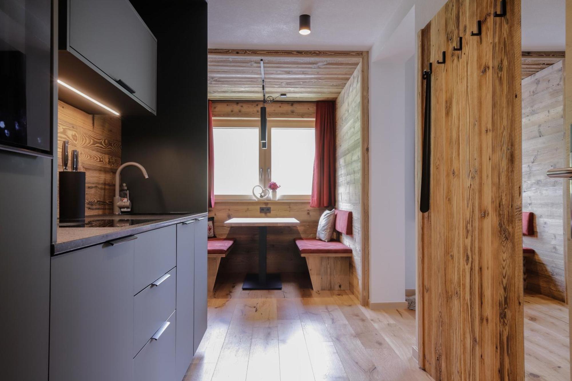 Wolf Apartments Padaun Vals 外观 照片