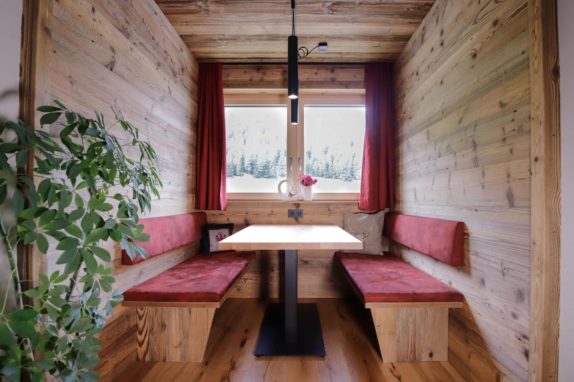 Wolf Apartments Padaun Vals 外观 照片